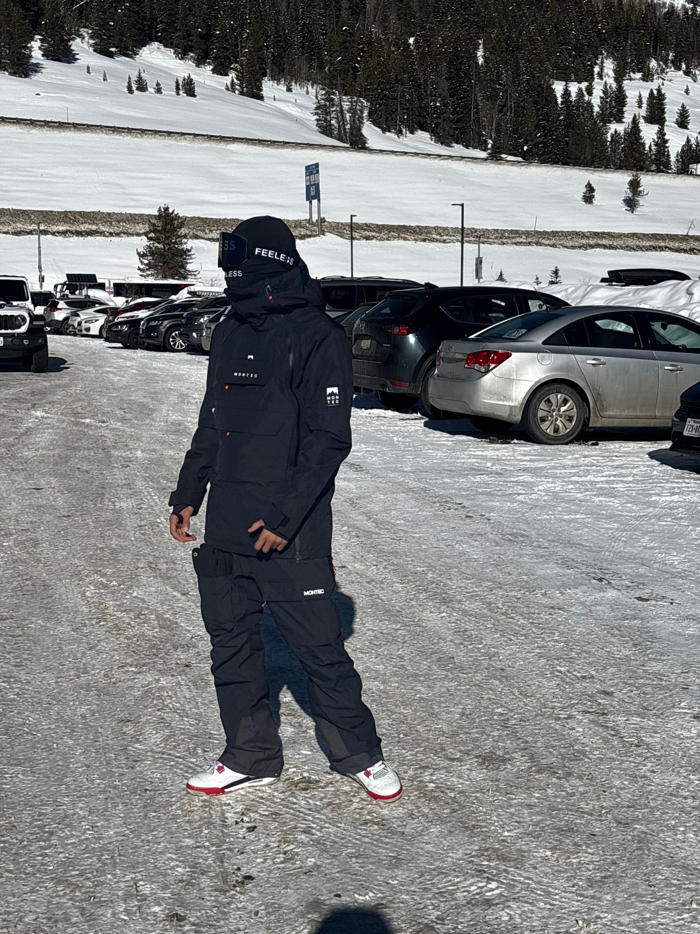 FEELESS Ski Mask